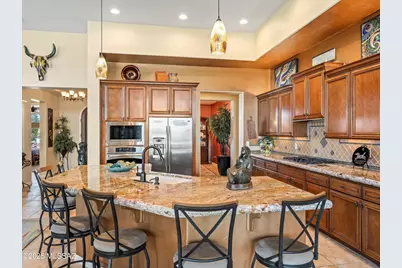 1537 N Bank Swallow Road, Green Valley, AZ 85614 - Photo 10