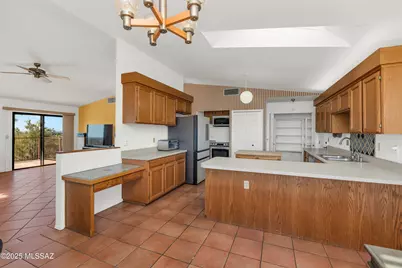 4050 S Melpomene Way, Tucson, AZ 85730 - Photo 10