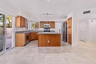 3386 N Apache Plume Ct, Tucson, AZ 85750 - Photo 14