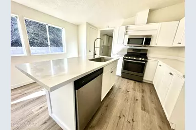 4084 E White Water Drive, Tucson, AZ 85706 - Photo 4