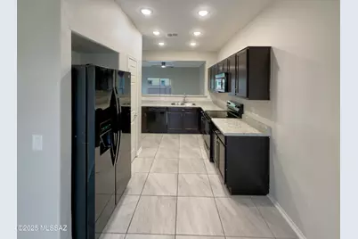 12860 N Cutri Court, Marana, AZ 85653 - Photo 8