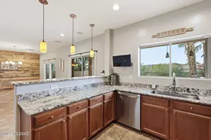 13047 N Desert Olive Dr, Oro Valley, AZ 85755 - Photo 2