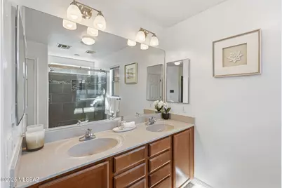 13047 N Desert Olive Drive, Oro Valley, AZ 85755 - Photo 16