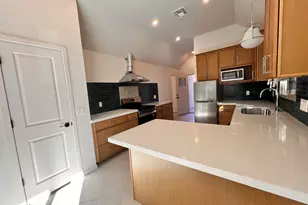 825 N Ferro Ave, Tucson, AZ 85705 - Photo 6