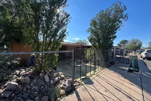 825 W Oahu Ln, Tucson, AZ 85756 - Photo 1