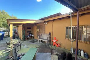 825 W Oahu Ln, Tucson, AZ 85756 - Photo 2