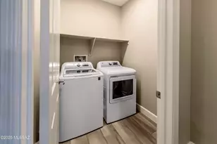 61370 E Flint Dr, Oracle, AZ 85623 - Photo 16