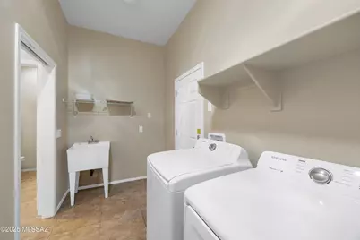 5829 S Waynes Way, Green Valley, AZ 85622 - Photo 42