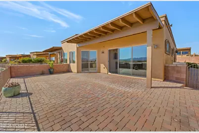 5829 S Waynes Way, Green Valley, AZ 85622 - Photo 10