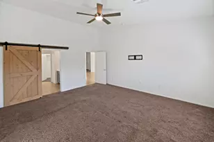 7939 W Imperial Eagle Ct, Tucson, AZ 85757 - Photo 10
