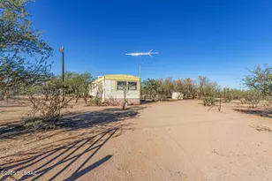 5951 N Chaparral Rd, Tucson, AZ 85743 - Photo 4