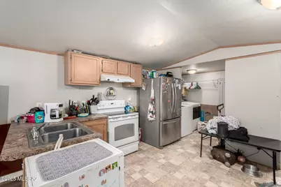 1363 N Reservation View Trail, Tucson, AZ 85743 - Photo 10