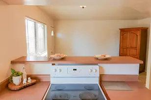 455 W Kelso St, Tucson, AZ 85705 - Photo 10