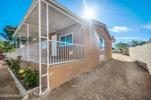 3348 E Holladay St, Tucson, AZ 85706 - Photo 6