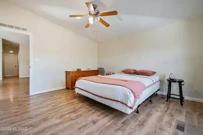 7010 N Hot Desert Trail, Tucson, AZ 85743 - Photo 18