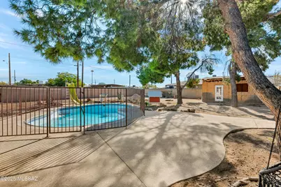 101 W Corona Road, Tucson, AZ 85756 - Photo 28