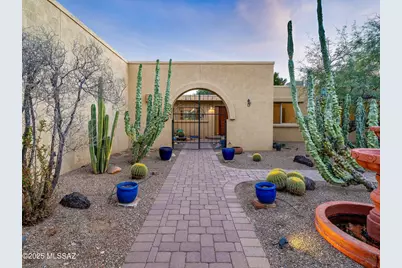 565 W Golf View Drive, Oro Valley, AZ 85737 - Photo 6