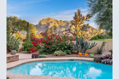 565 W Golf View Drive, Oro Valley, AZ 85737 - Photo 2