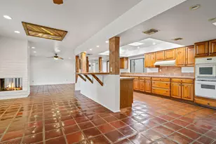 565 W Golf View Dr, Oro Valley, AZ 85737 - Photo 14