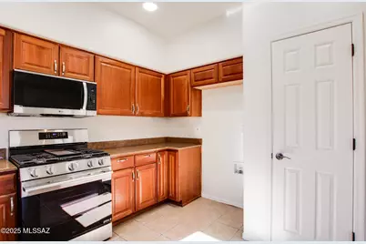 262 E Calle Puente Lindo, Sahuarita, AZ 85629 - Photo 2