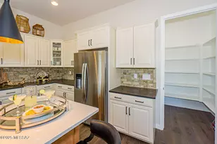 846 W Tranquil Water Path, Green Valley, AZ 85614 - Photo 10