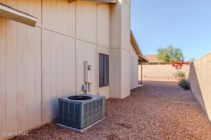 9985 E Banister Dr, Tucson, AZ 85730 - Photo 30