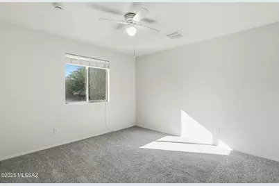 640 W Emerald Key Drive, Green Valley, AZ 85614 - Photo 32