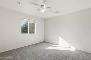 640 W Emerald Key Dr, Green Valley, AZ 85614 - Photo 32