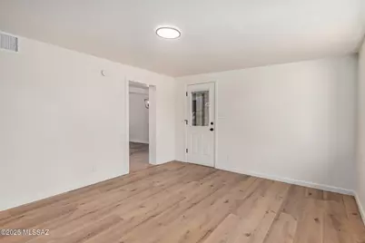 2412 E Warwick Vista, Tucson, AZ 85713 - Photo 10