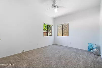 848 E Camino Diestro, Oro Valley, AZ 85704 - Photo 28