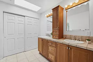 848 E Camino Diestro, Oro Valley, AZ 85704 - Photo 26