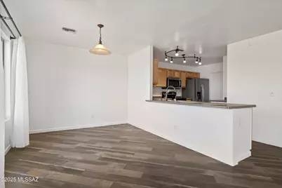 2846 N Silver Island Way, Tucson, AZ 85745 - Photo 12