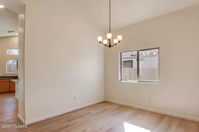 8727 W Denstone Road, Marana, AZ 85653 - Photo 12