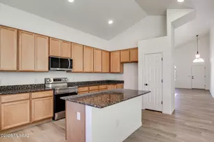 8727 W Denstone Rd, Marana, AZ 85653 - Photo 4