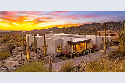 1313 W Tortolita Mountain Circle, Oro Valley, AZ 85755 - Photo 2