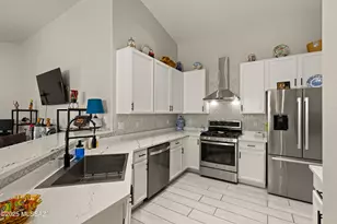 3264 S Thunder Chorus Rd, Tucson, AZ 85713 - Photo 1