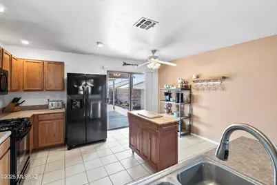 9990 E Deer Trail, Tucson, AZ 85748 - Photo 12