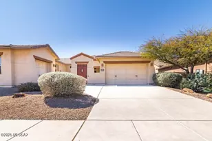 13715 N Tessali Way, Oro Valley, AZ 85737 - Photo 2