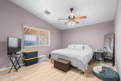 2081 W Cholla Vista Drive, Tucson, AZ 85704 - Photo 22