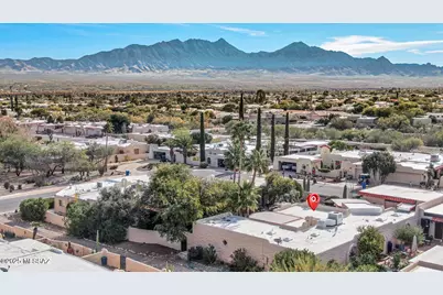 1118 W Circulo Del Sur, Green Valley, AZ 85614 - Photo 2