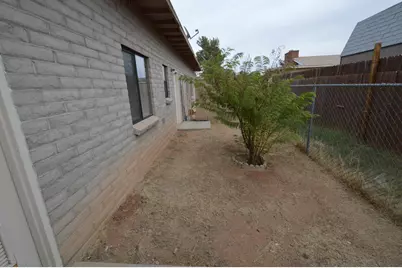 2147 N Isabel Boulevard #4, Tucson, AZ 85712 - Photo 8