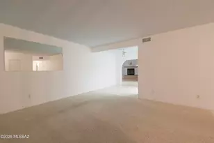 110 W Calle Melendrez, Green Valley, AZ 85614 - Photo 2