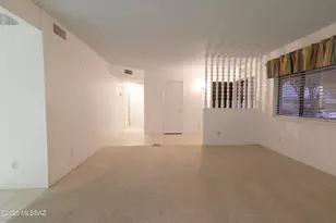 110 W Calle Melendrez, Green Valley, AZ 85614 - Photo 4