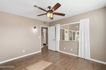 301 N Paseo De Los Conquistadores, Green Valley, AZ 85614 - Photo 22