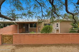 301 N Paseo De Los Conquistadores, Green Valley, AZ 85614 - Photo 2