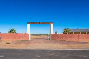 13570 W Manville Rd, Tucson, AZ 85743 - Photo 2