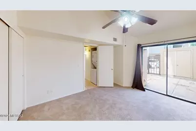 7604 E Callisto Circle #15, Tucson, AZ 85715 - Photo 8