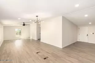 2125 S Calle Pomo, Tucson, AZ 85735 - Photo 4