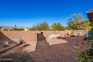 10245 E Essex Village Dr, Tucson, AZ 85748 - Photo 24