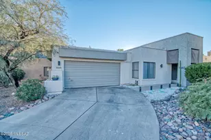 5565 N Mica Mountain Dr, Tucson, AZ 85750 - Photo 2